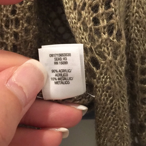 Infinity Scarf - Picture 6 of 7